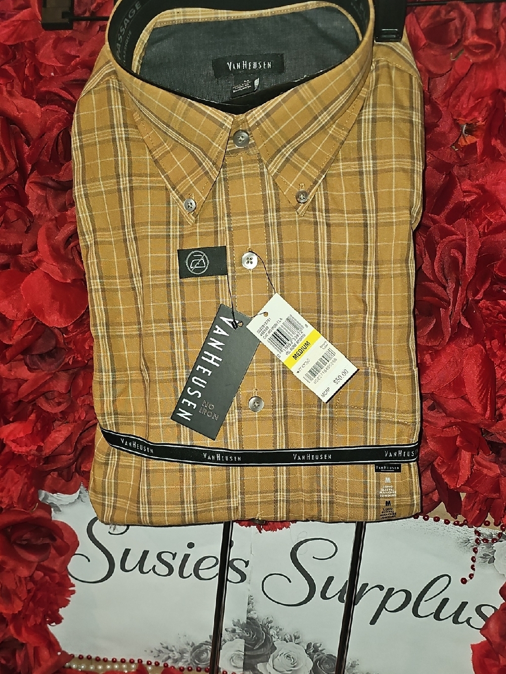 Van Heusen NWT Men’s Bone Brown Long Sleeve Button Down 15-15½ Button-Down Shirt